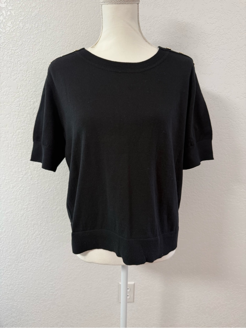 NWT! MICHAEL KORS Black Blouse with Gold Accents Size L/G
